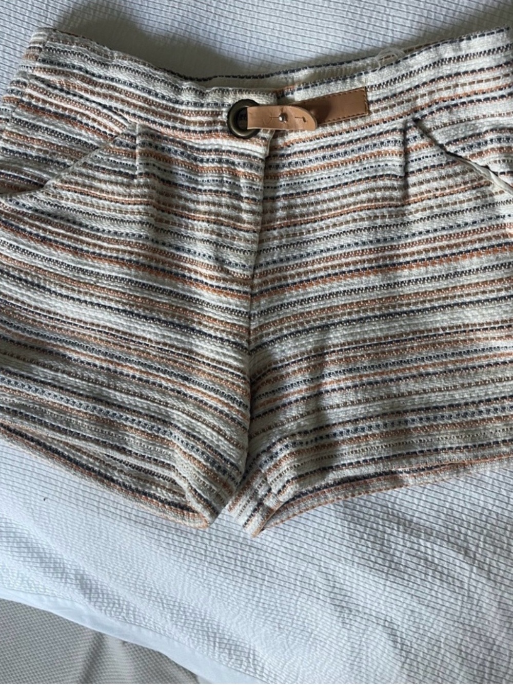 Zara Girls Textured Knit Shorts Size 7 Cream Tan Gray Belted